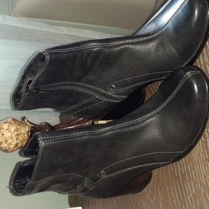 Naturalizer Lerato black leather Side Zip western ankle boots size 7 1/2